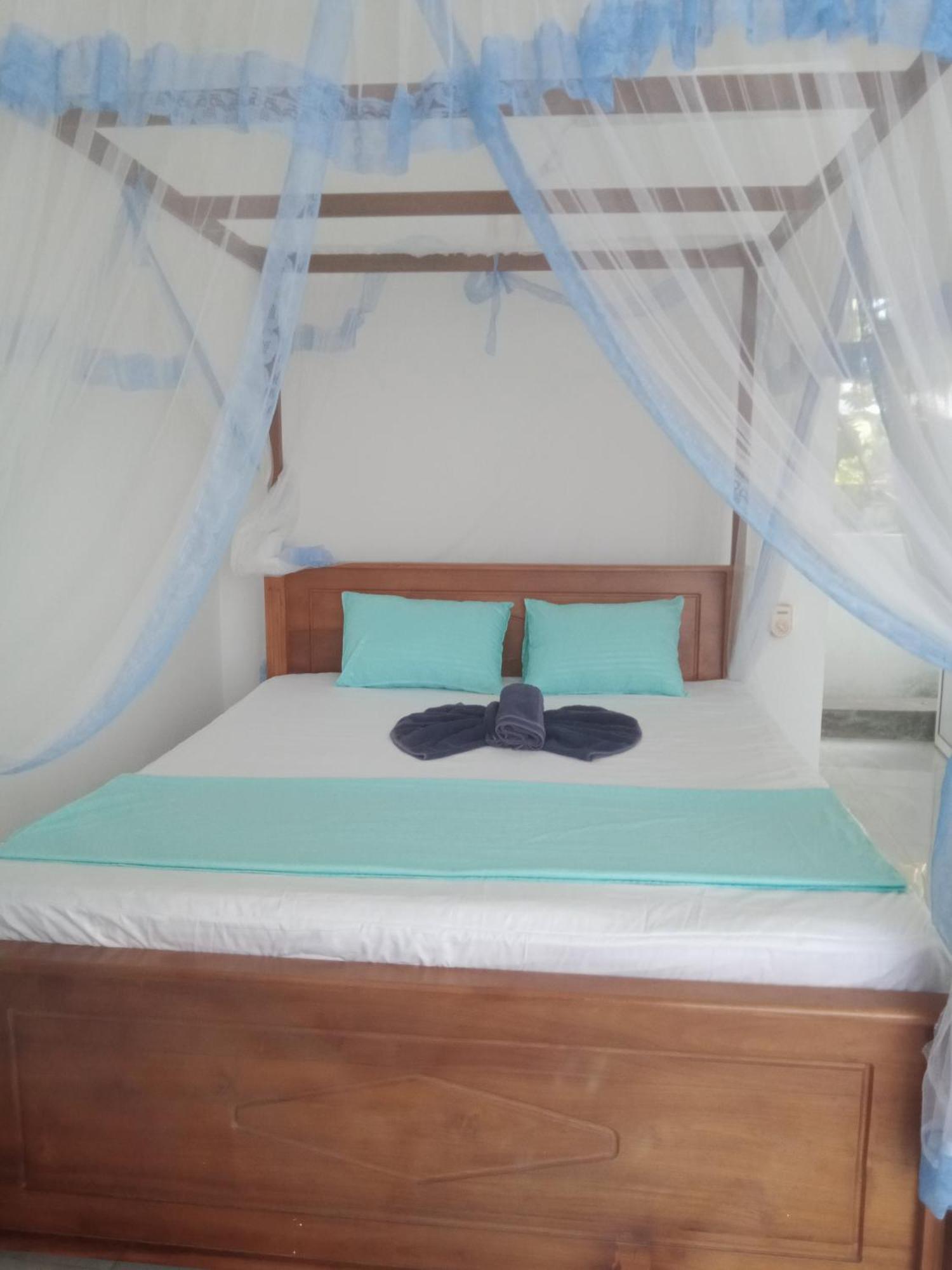 Moon Light Guest Bed & Breakfast Mirissa Oda fotoğraf