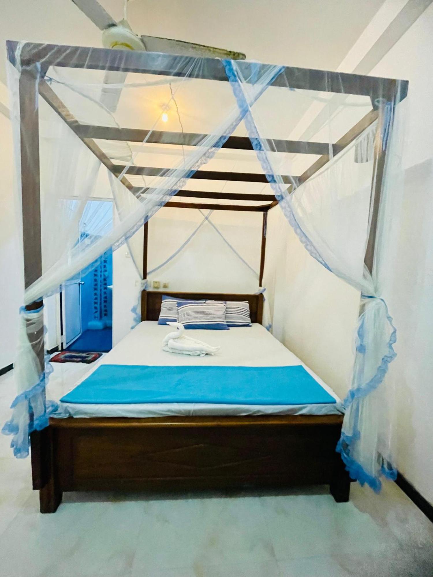 Moon Light Guest Bed & Breakfast Mirissa Dış mekan fotoğraf